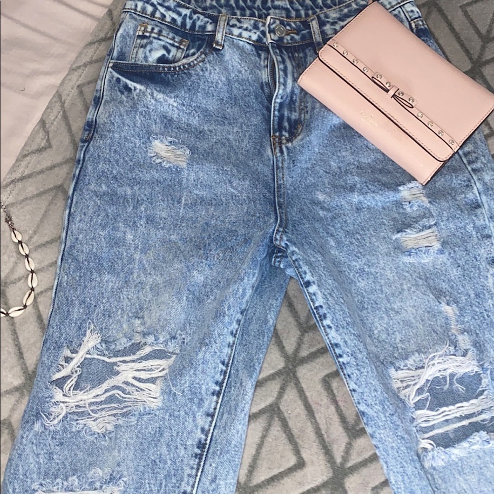 White wash mom jeans.